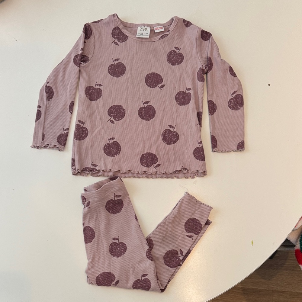 Zara Kids Mauve Pajama Set with Apple Design